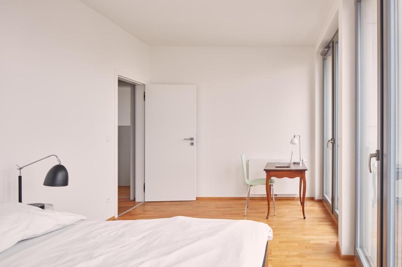 Prague Days - Designer Condo - Trendy Neighborhood Экстерьер фото